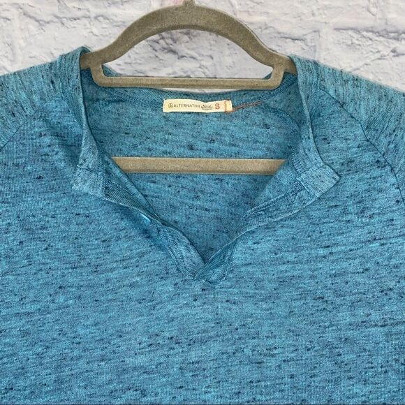 Alternative essential short sleeve w/quarter button up men size small - Picture 3 of 6